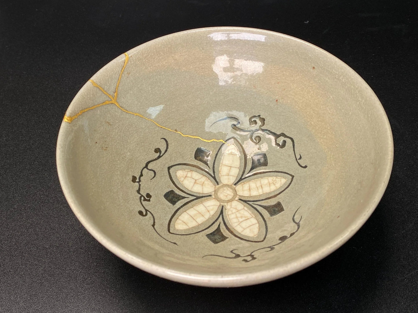 KINTSUGI Japanese Big Chawan signed, 24k gold kintsugi nature urushi lacquer Bowl, Matcha Ceremony Pottery, Vintage Artisan Craft