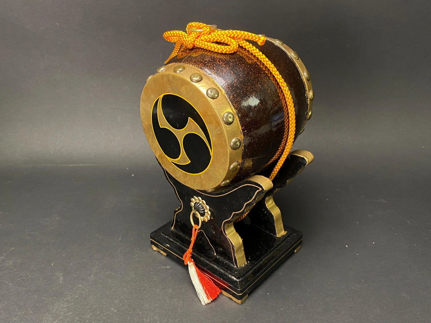 Japanese Samurai Daiko traditional Drum for Hinamatsuri Dolls, Replica Figurine, Taiko Makie, Vintage Samurai Taiko Drum with original box