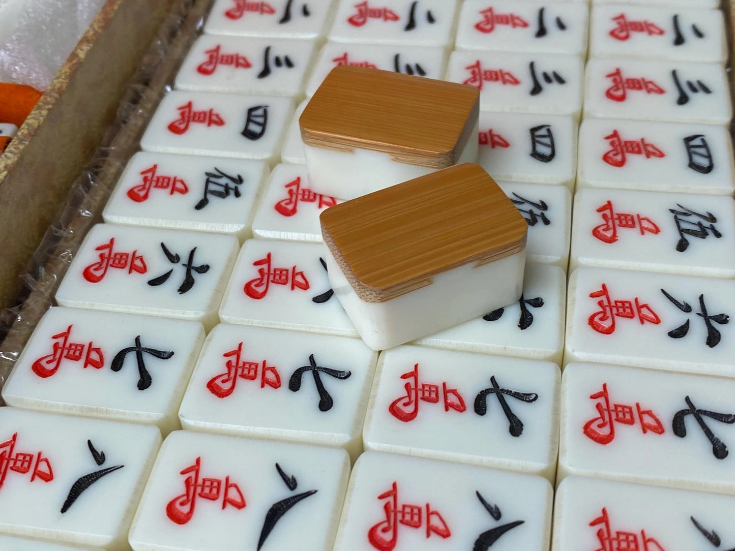 Vintage Japan Mah Jong Bamboo Back Tile Set with Yellow Swirl pattern Case, Showa Retro Japanese dealing game, mahjong tile set