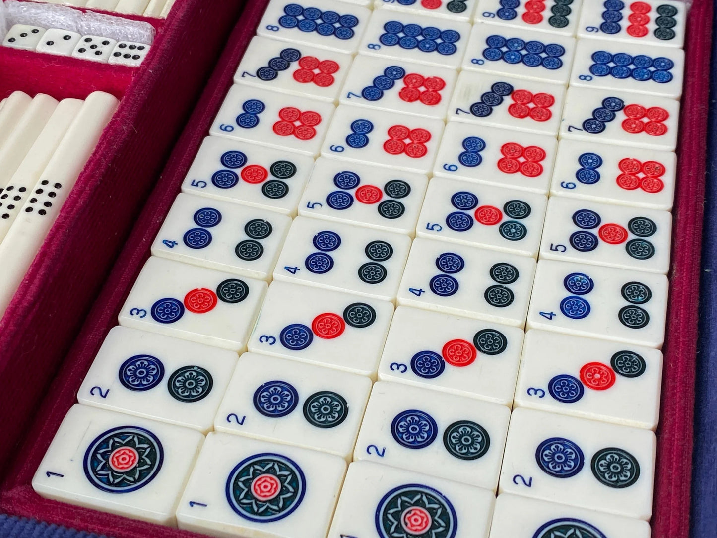Mah Jong & Bamboo Back Japanese Mahjong Set, RARE English Numbers Letters, Showa Era Mah Jong 148 Tiles, Portable Blue velvet case