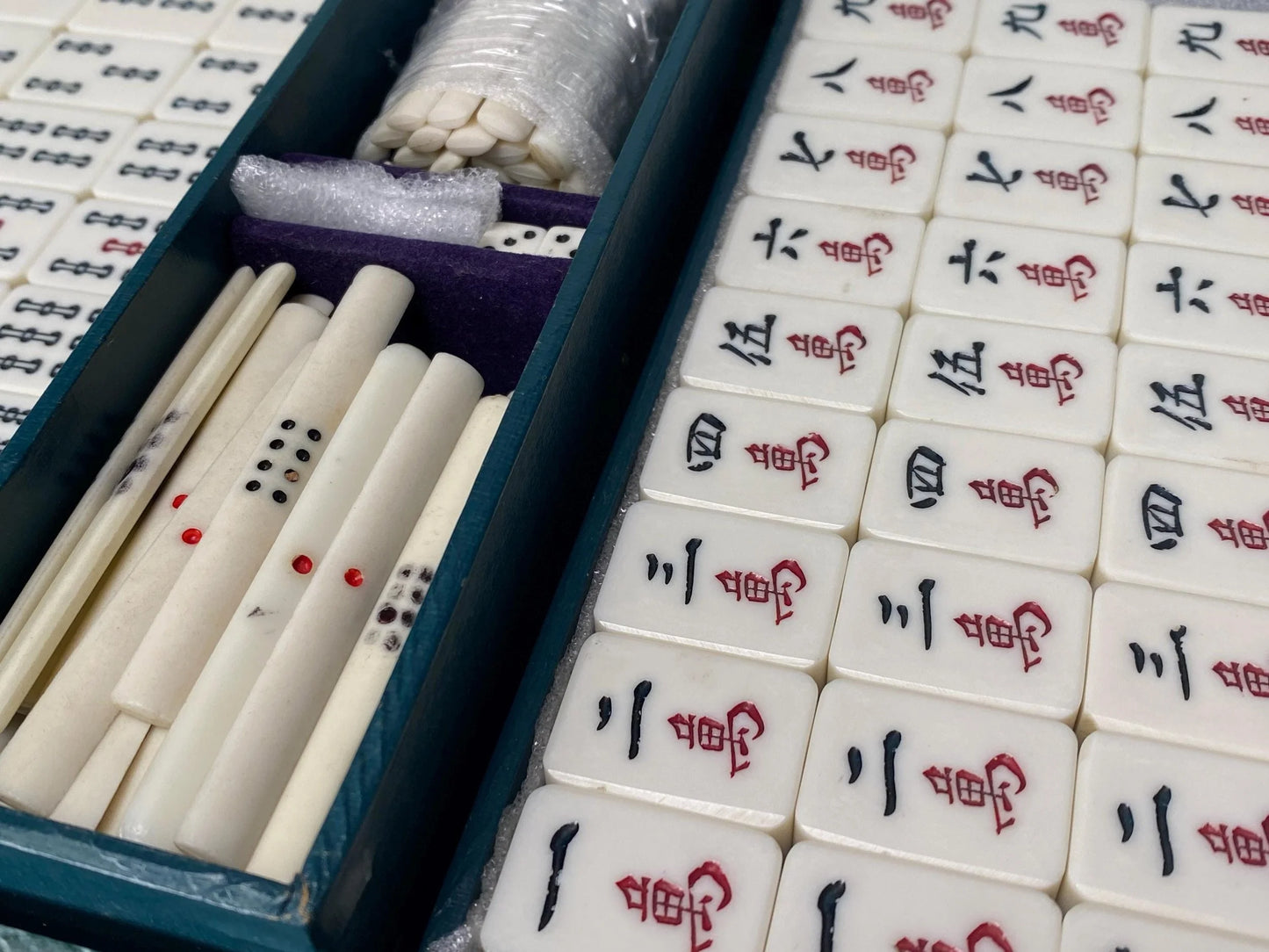 Antique Japanese Mah Jong Bamboo Back Tile Set with Wooden Case Tile, dealing game Vintage, blue portable case