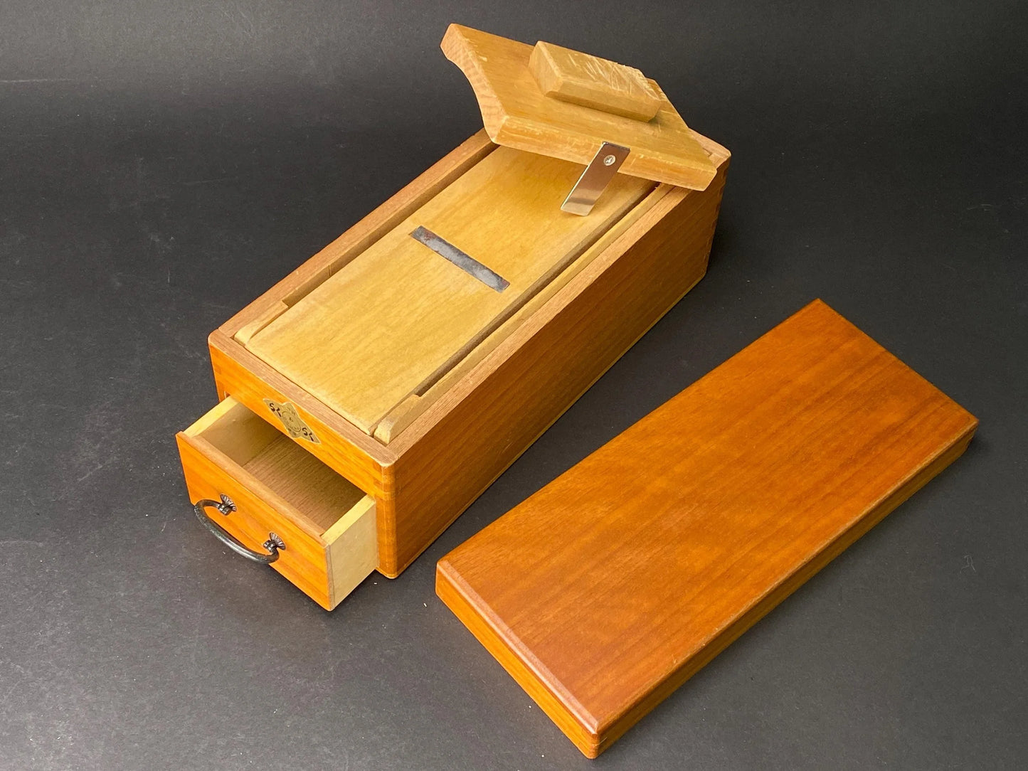 Ogura Japanese Katsuobushi Shaver Box,Vintage Dried Bonito Flake Slicer, Wooden Kezuriki Tool with Original Box, Wooden Japan Kitchen Tool