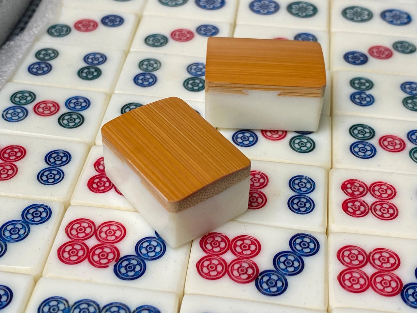 Vintage Japan Mah Jong Bamboo Back Tile Set with Plaid pattern Case, Showa Retro Japanese dealing game, mahjong tile set