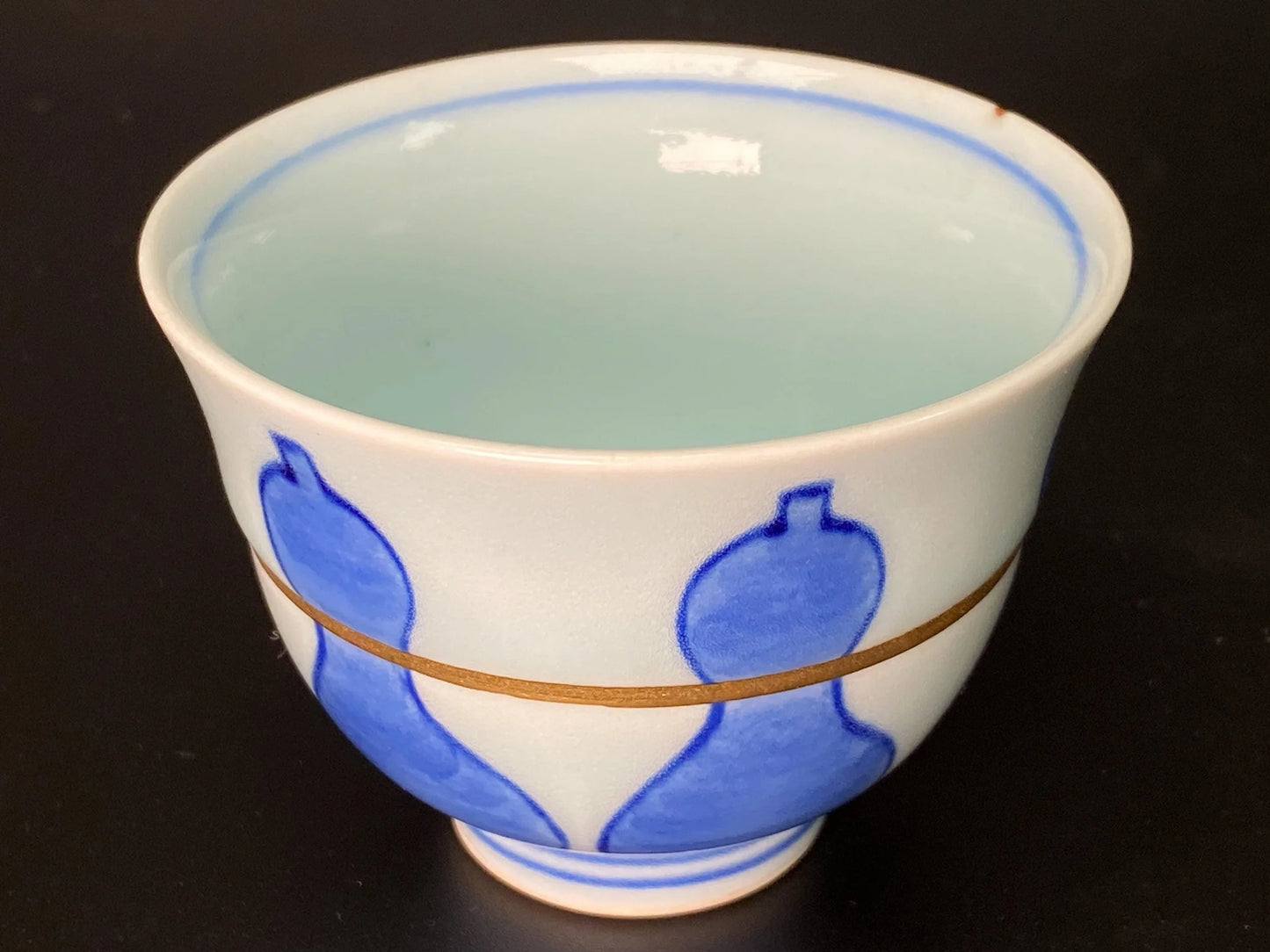 Signed 'Shin' Kintsugi Tea Cup, Japanese Urushi Lacquer Repair, Vintage Porcelain Yunomi, Traditional Tea Ceremony, Blue Gourd Pattern