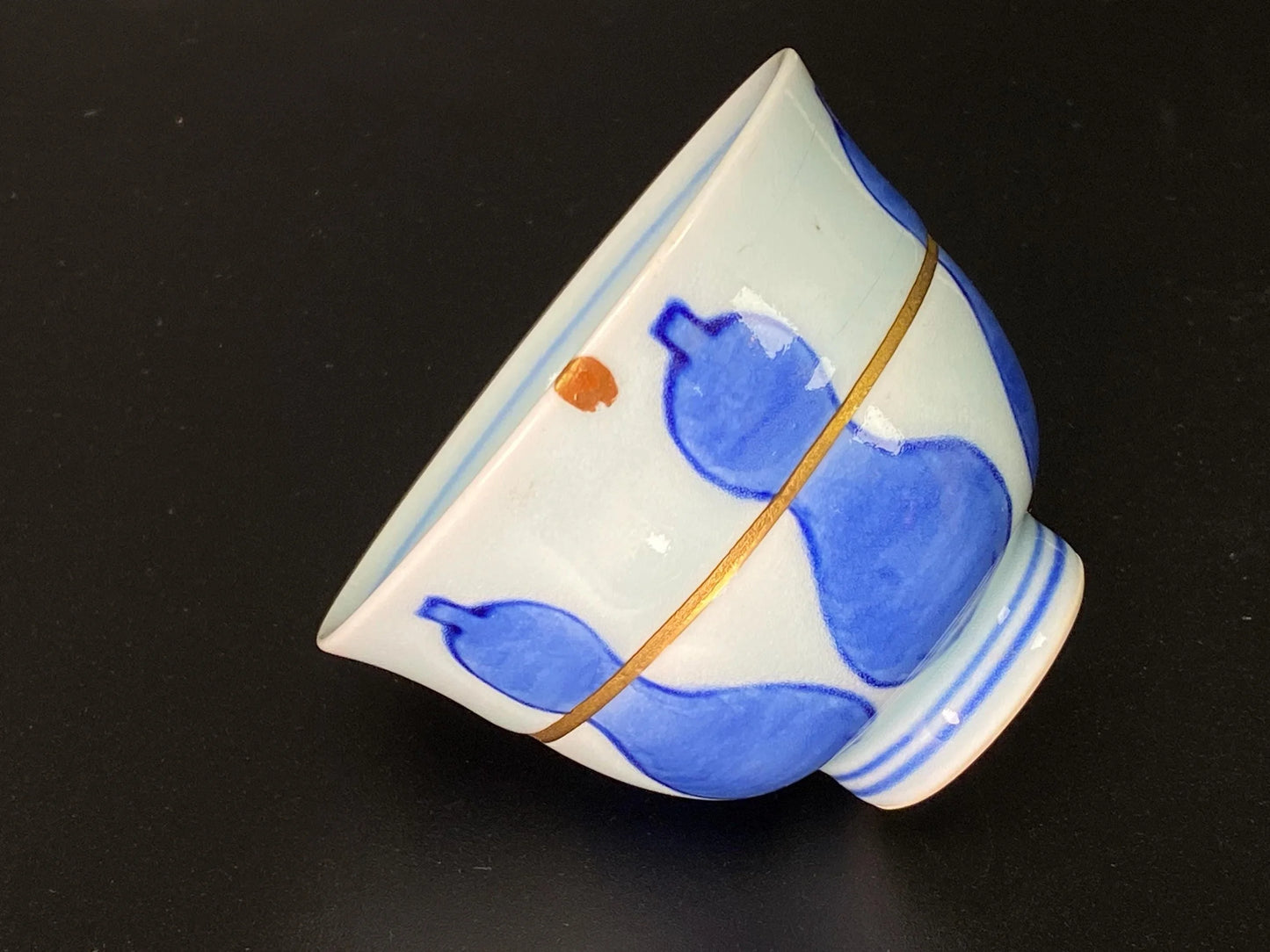 Signed 'Shin' Kintsugi Tea Cup, Japanese Urushi Lacquer Repair, Vintage Porcelain Yunomi, Traditional Tea Ceremony, Blue Gourd Pattern