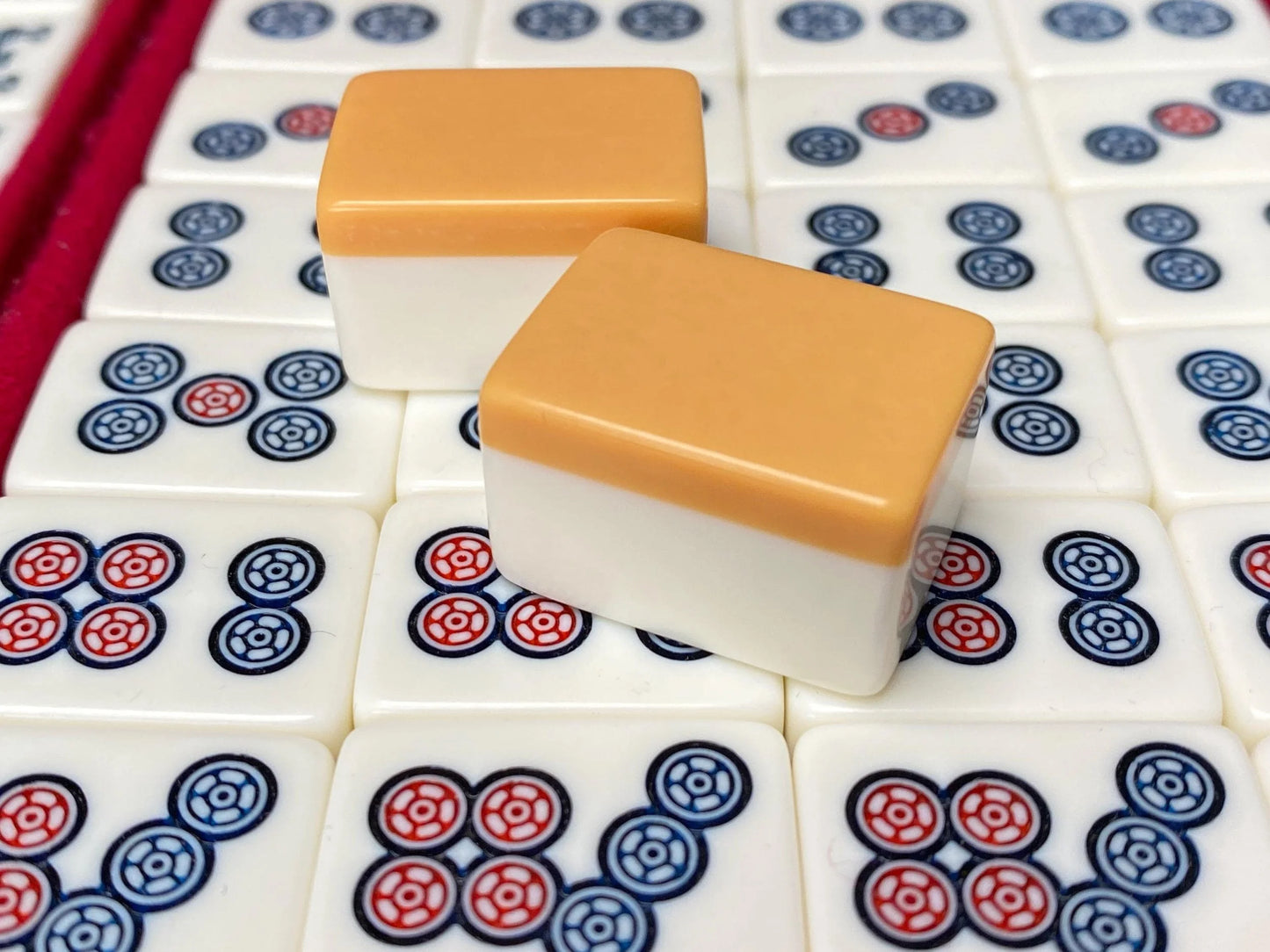 RARE Riichi Mahjong, Japanese MVC Mah Jong Set, 4 Red Fives Aka Dora, Unique Navy Blue Big Case, Tile dealing game