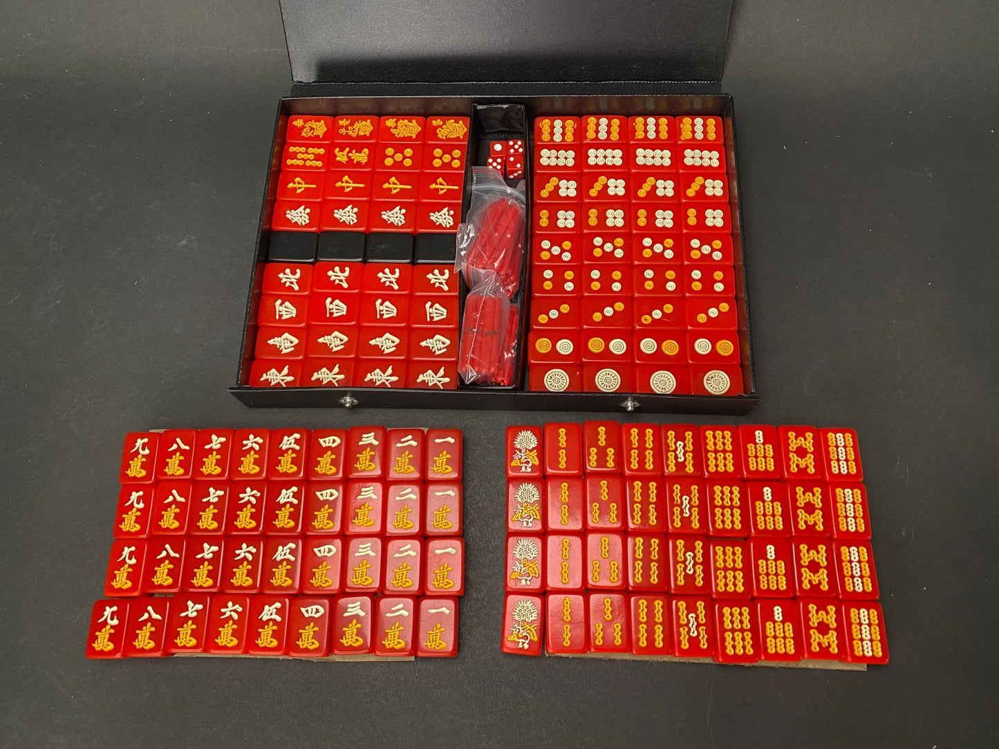 MVC Red Riichi Mahjong Set with Aka Dora