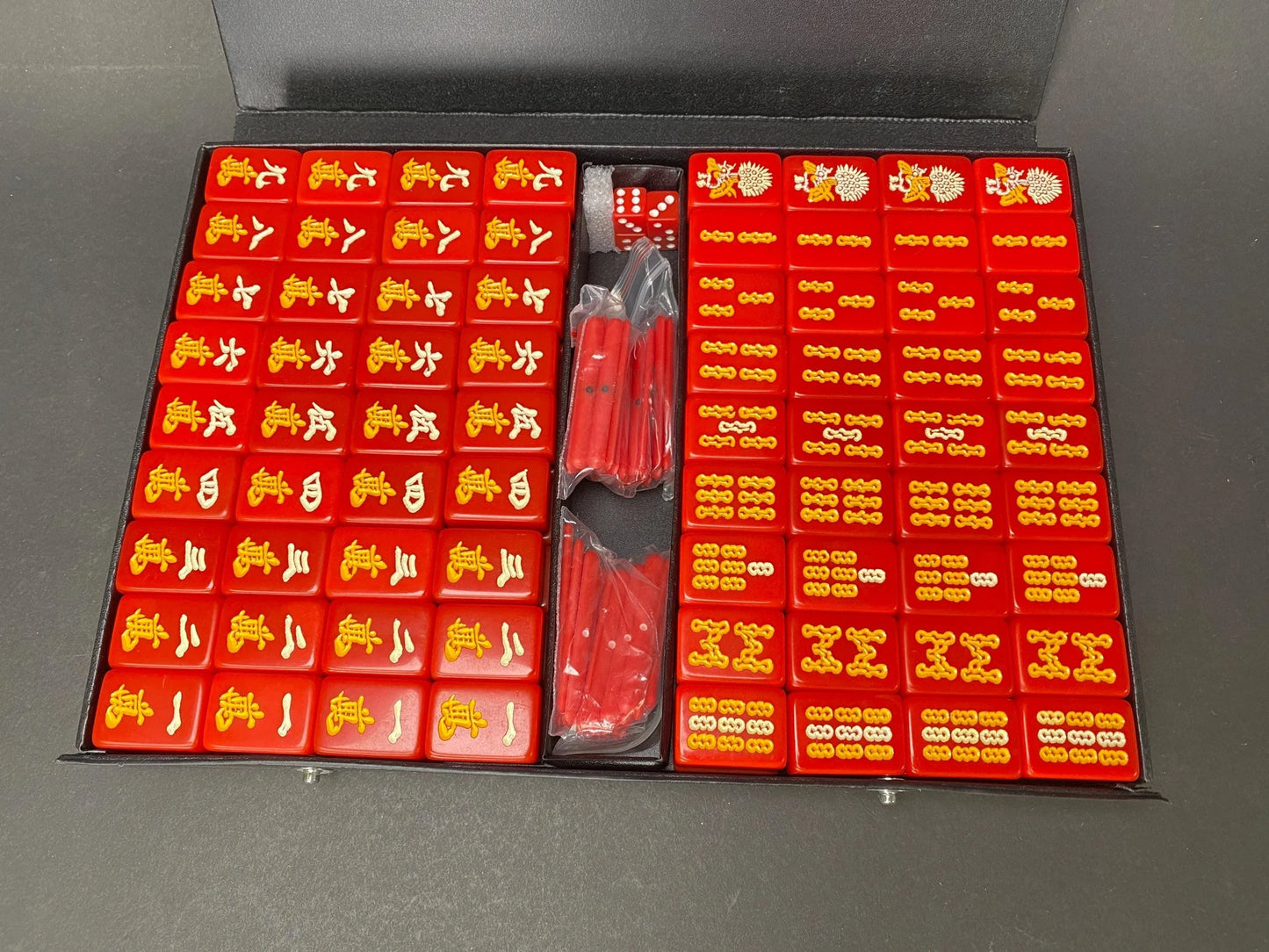 MVC Red Riichi Mahjong Set with Aka Dora