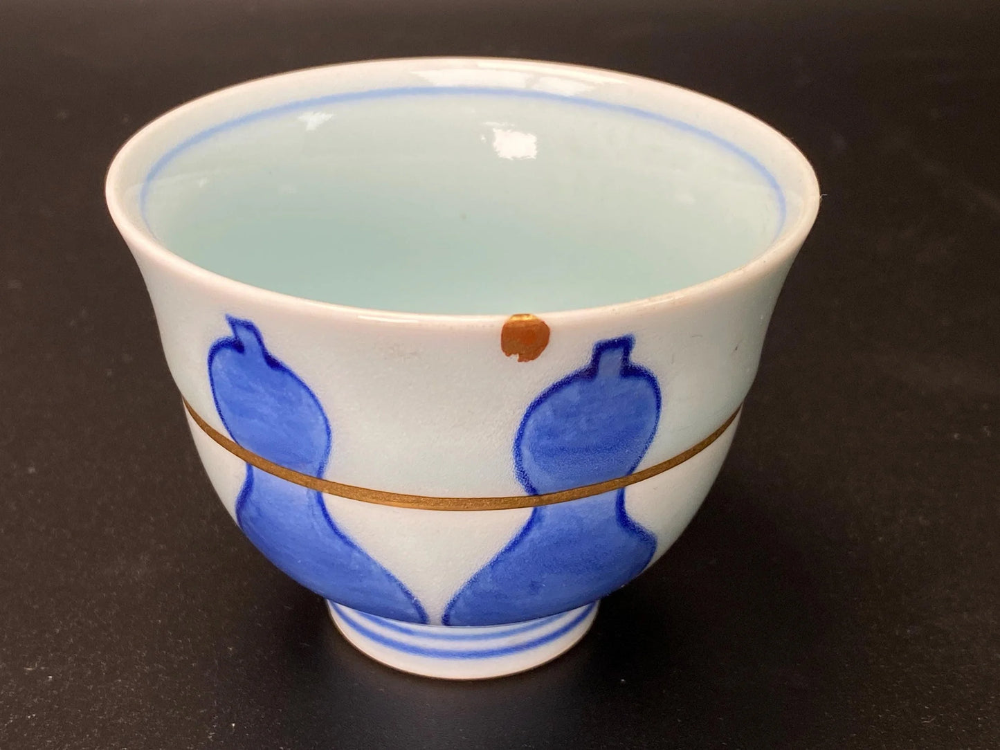 Signed 'Shin' Kintsugi Tea Cup, Japanese Urushi Lacquer Repair, Vintage Porcelain Yunomi, Traditional Tea Ceremony, Blue Gourd Pattern