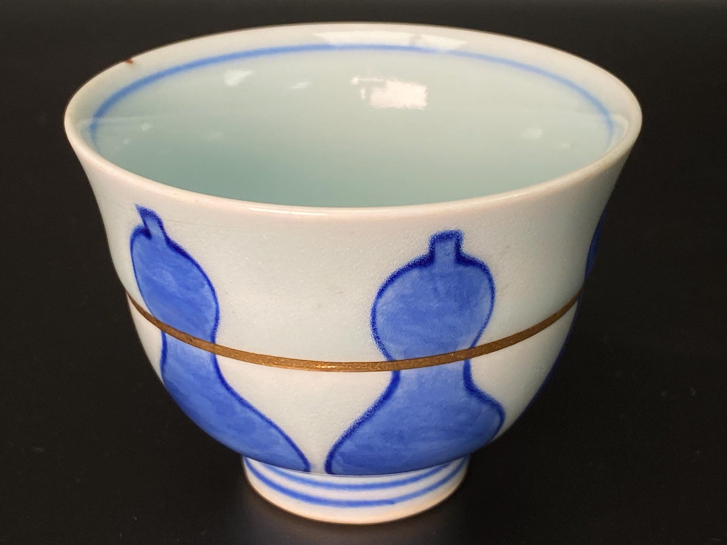 Signed 'Shin' Kintsugi Tea Cup, Japanese Urushi Lacquer Repair, Vintage Porcelain Yunomi, Traditional Tea Ceremony, Blue Gourd Pattern